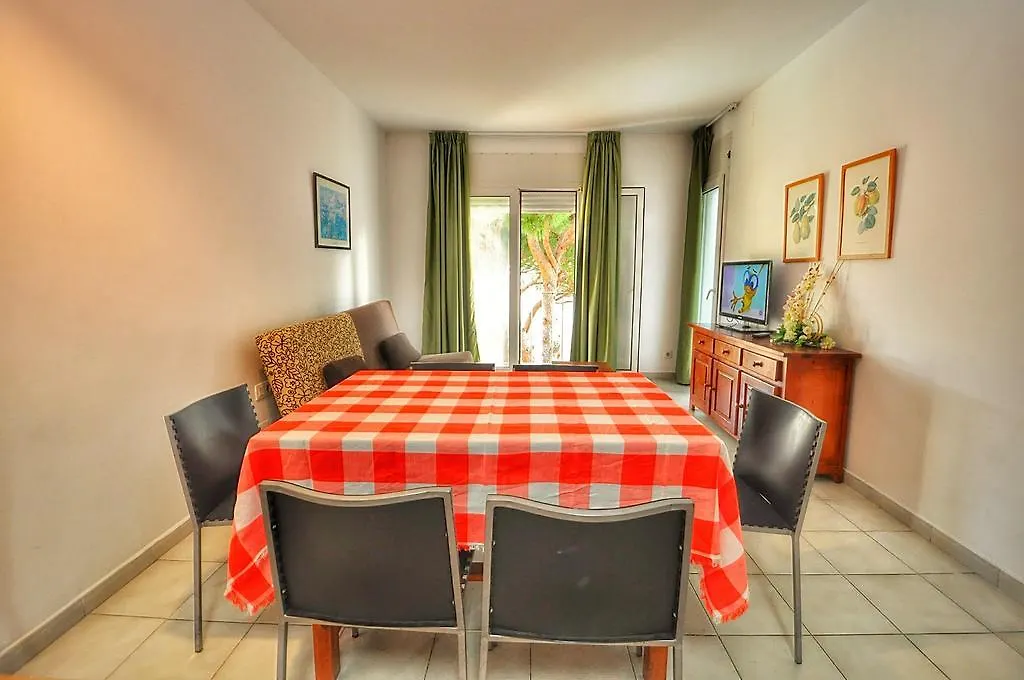 Apartment Los Fresnos 滨海略雷特